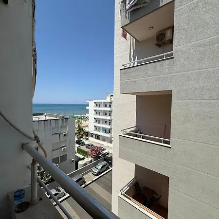Sunny Terrace By The Sea Lejlighed Durrës